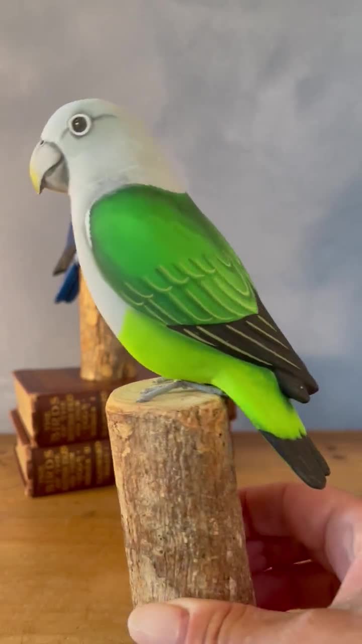 Hand Carved Wooden Lovebird – Green | 8