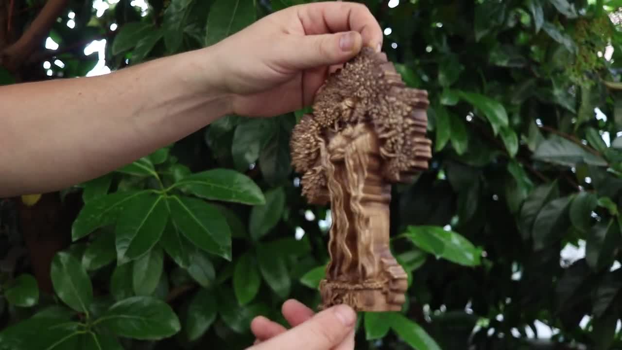 ガイア像：ギリシャの女神母なる大地の祭壇の置物木彫り - Etsy 日本