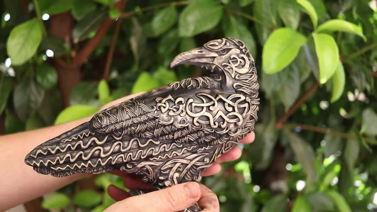 北欧のワタリガラス像：木彫り、バイキング装飾 - Etsy 日本