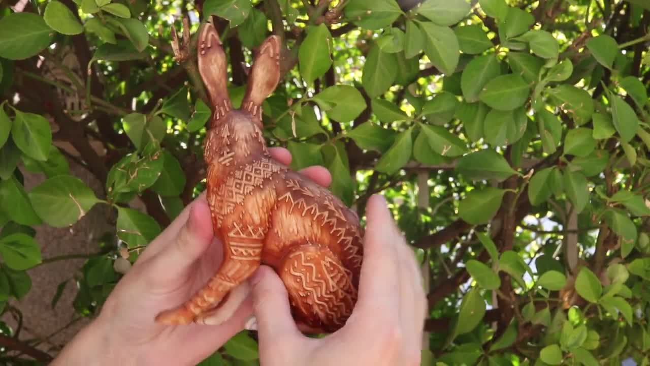 ビンテージ   ウッドベア  オブジェ Wood Jackalope Statue: Carved Cryptozoology Art - Etsy