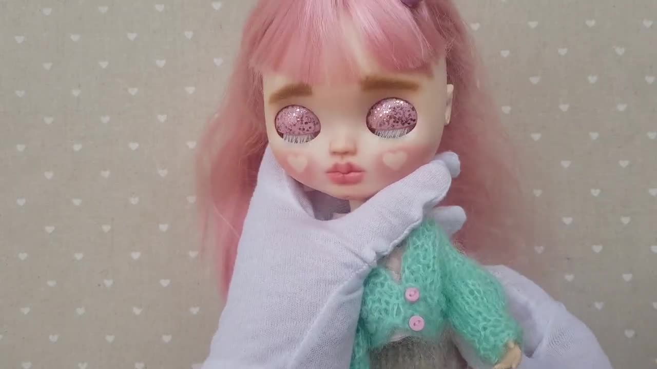 ブライス ピンク髪 ハート 頬 - Etsy 日本