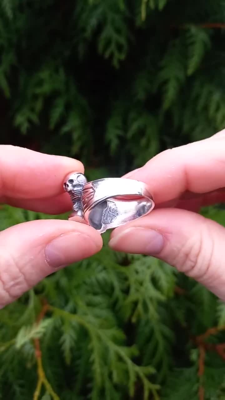 Sterling Silver Motorcycle Skull Ring: Gothic Biker Jewelry - Etsy