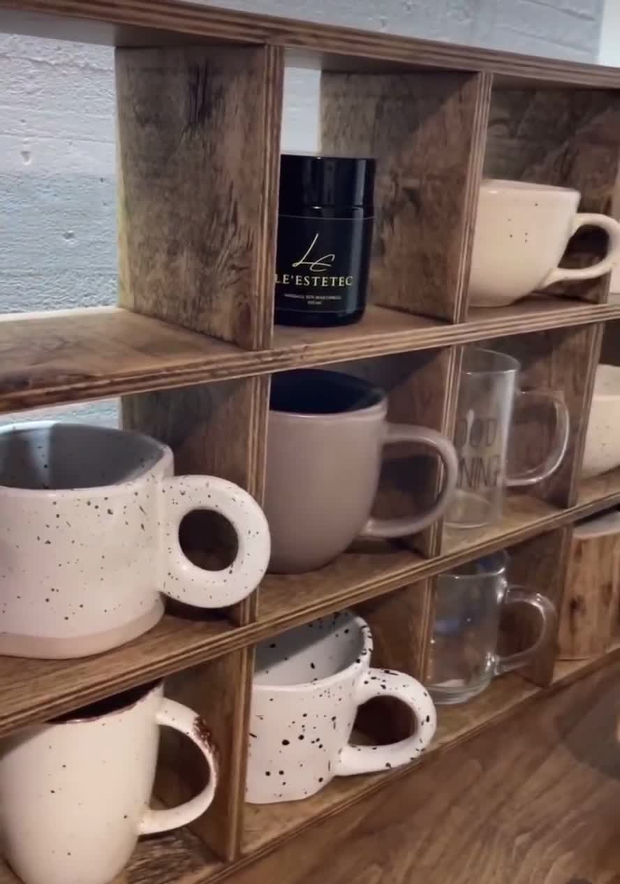 マグカップ棚(デザイン性と利便性、通気性を～) 木製マグ棚、カップオーガナイザー、ティーカップ棚、カップホルダー
