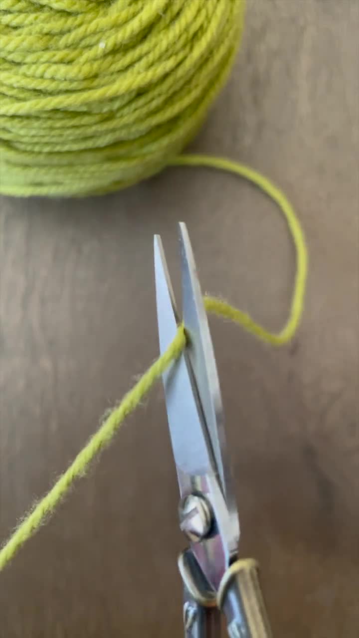 羽根飾りの刺繍用はさみ • アンティークゴールド、銅、またはシルバー