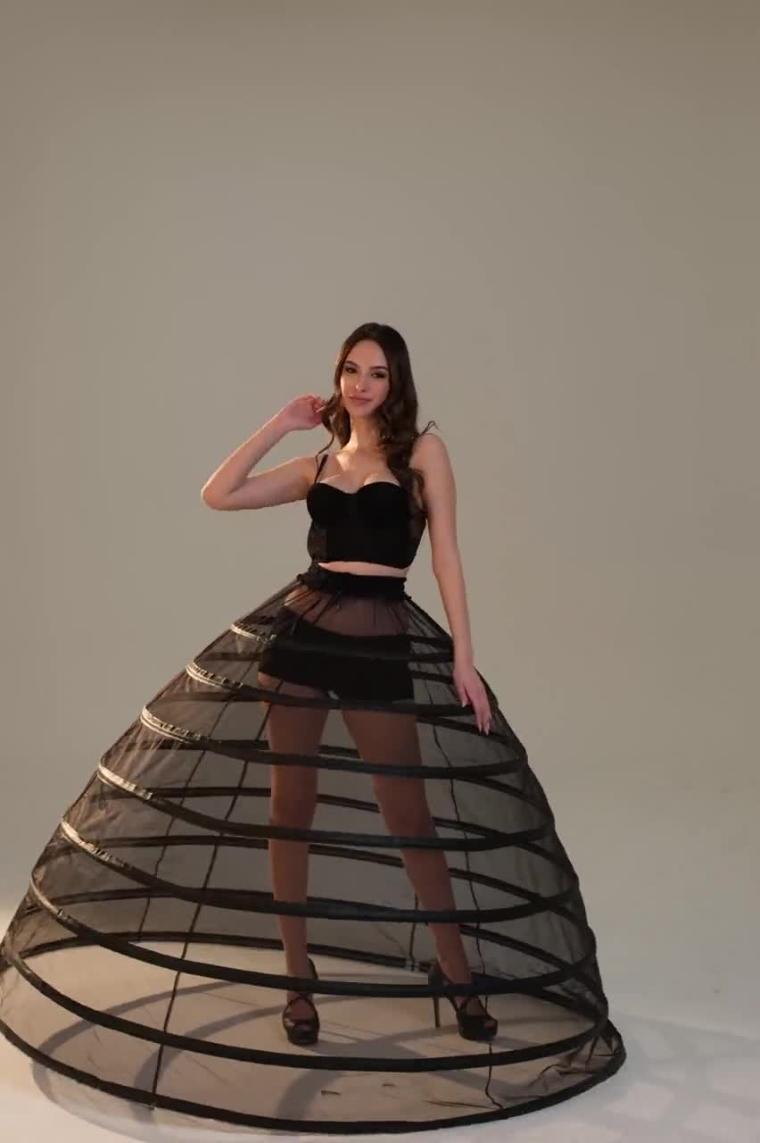 black hoop dress Skirt 8 Hoops, Gothic Petticoat Crinoline, Ball Gown Underskirt for Halloween Costume Cosplay Victorian Masquerade Men's Size:6 US graceful silhouette GLS Gloria by GLS The Original (Onyx) -