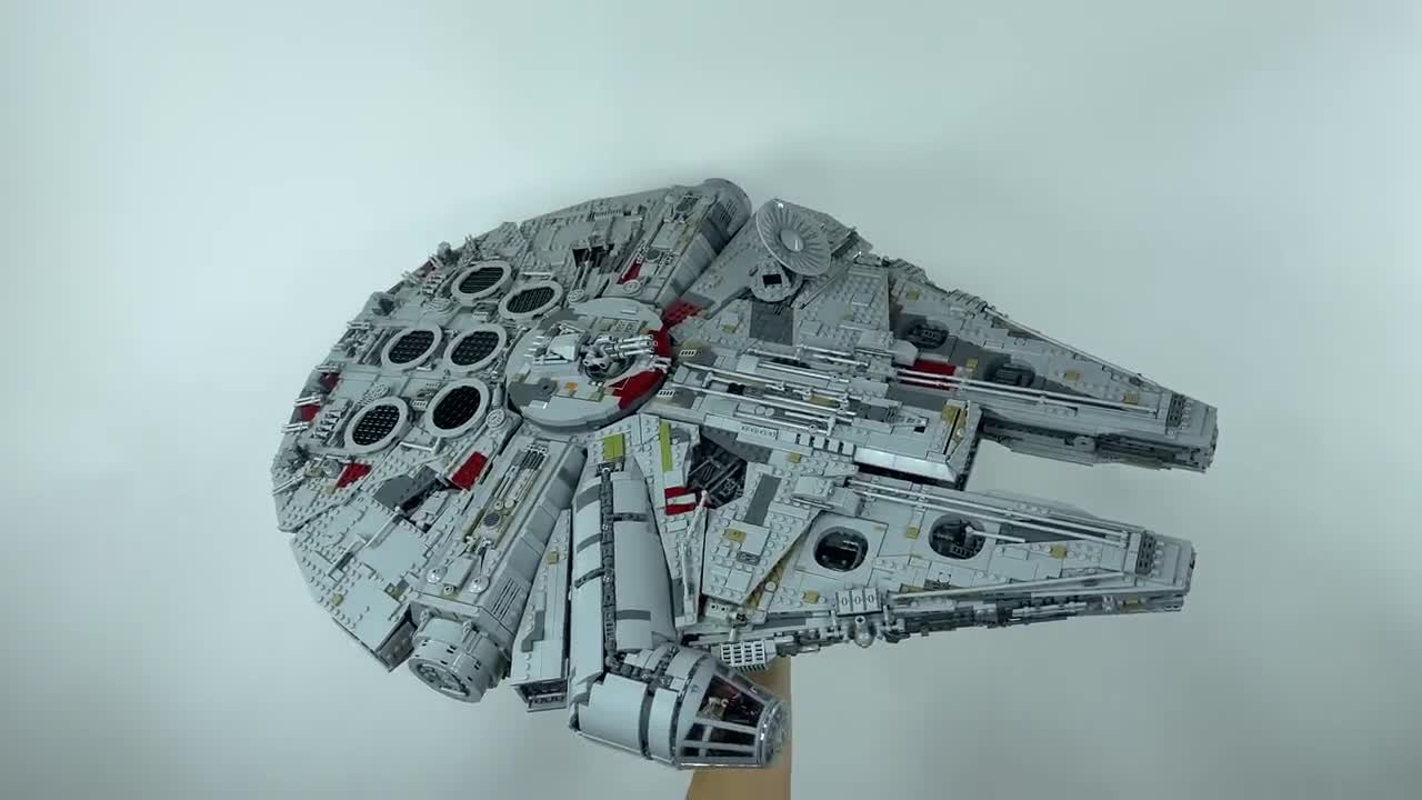 Adjustable Wall Mount for LEGO® Star Wars™ 75192 UCS Millennium