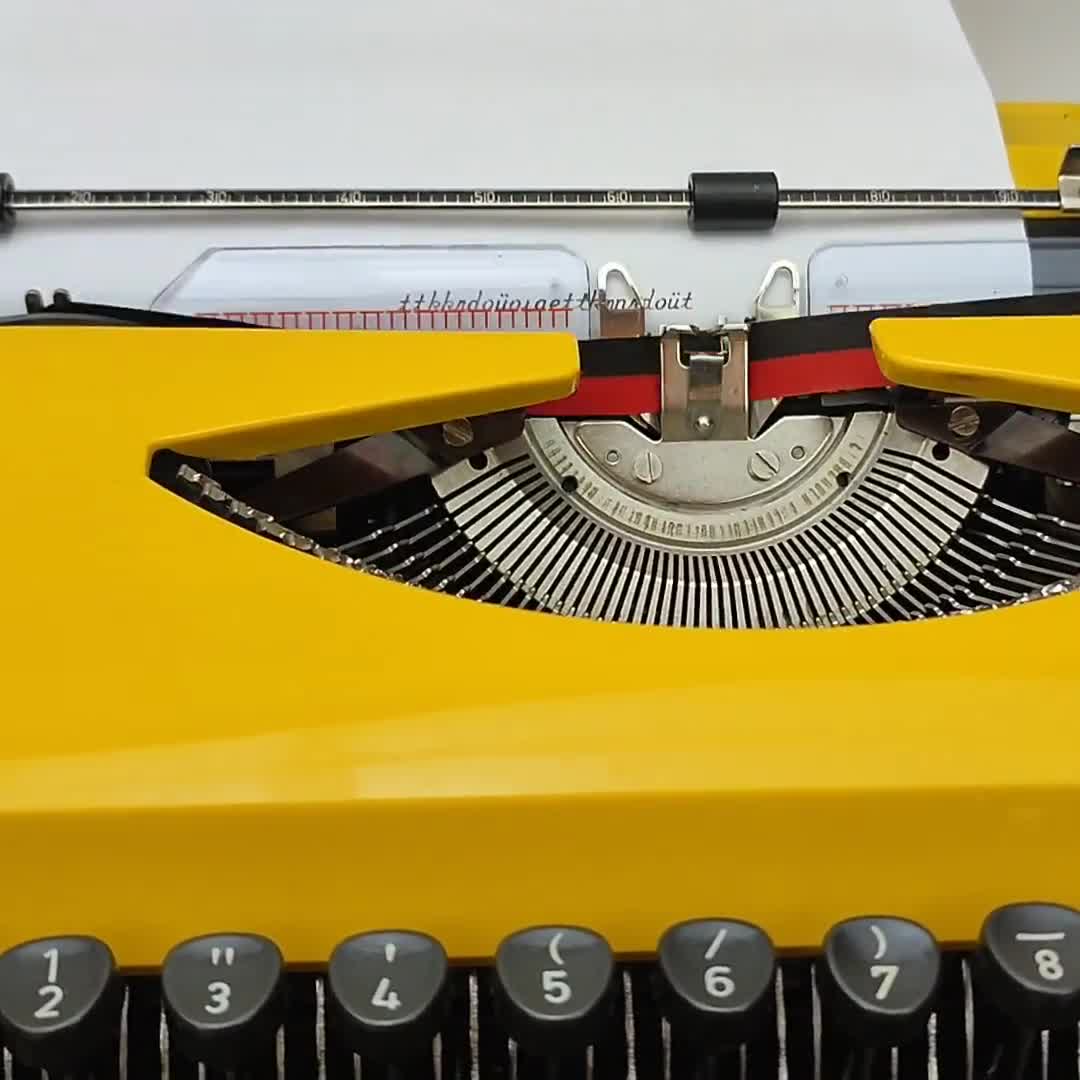 筆記体*! Adler Tippa 作業用タイプライター、イタリック体フォント