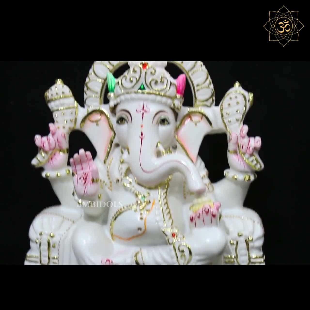 Vishnu_Lakshmi_A1_53_dm70gq.jpg
