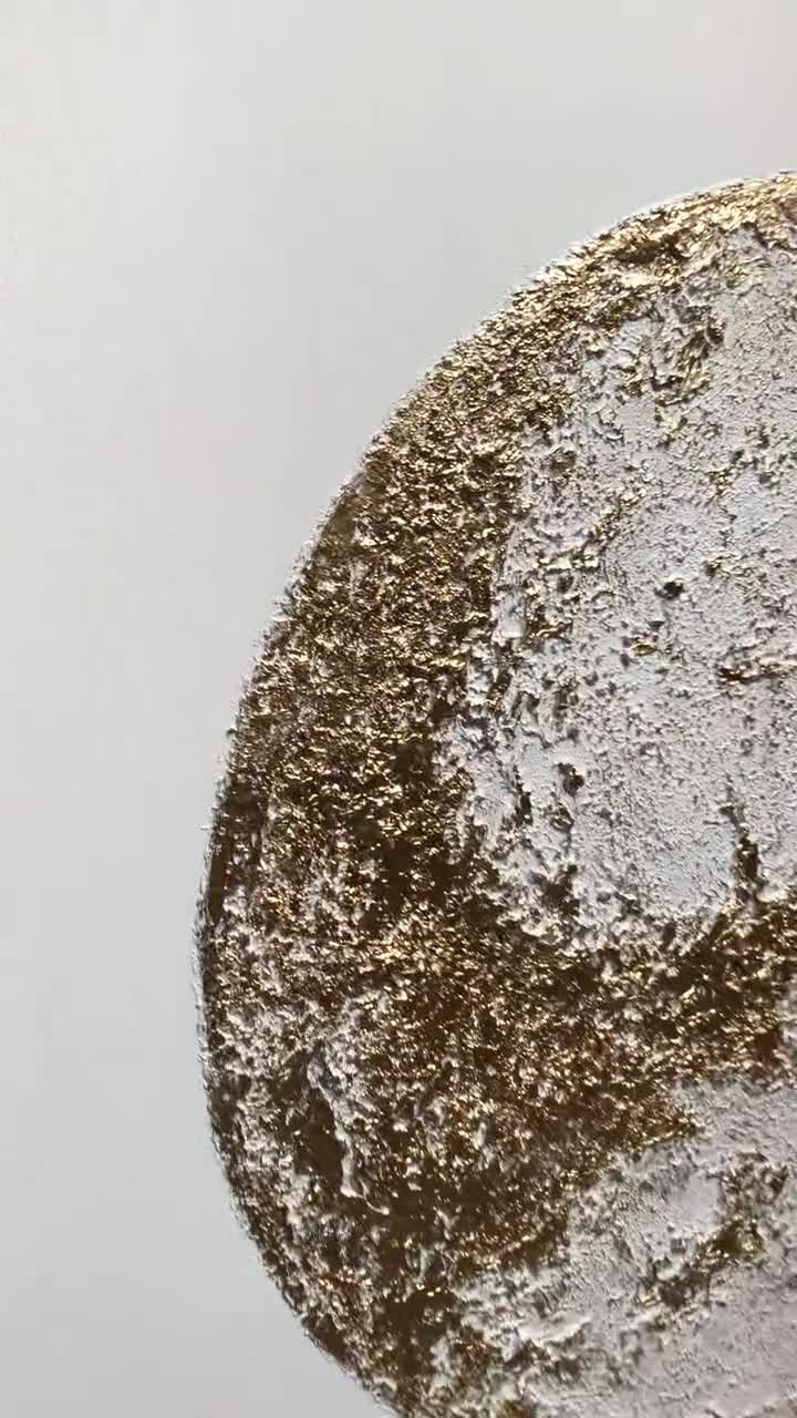金と白のテクスチャードキャンバスアート | 月の絵画キャンバス