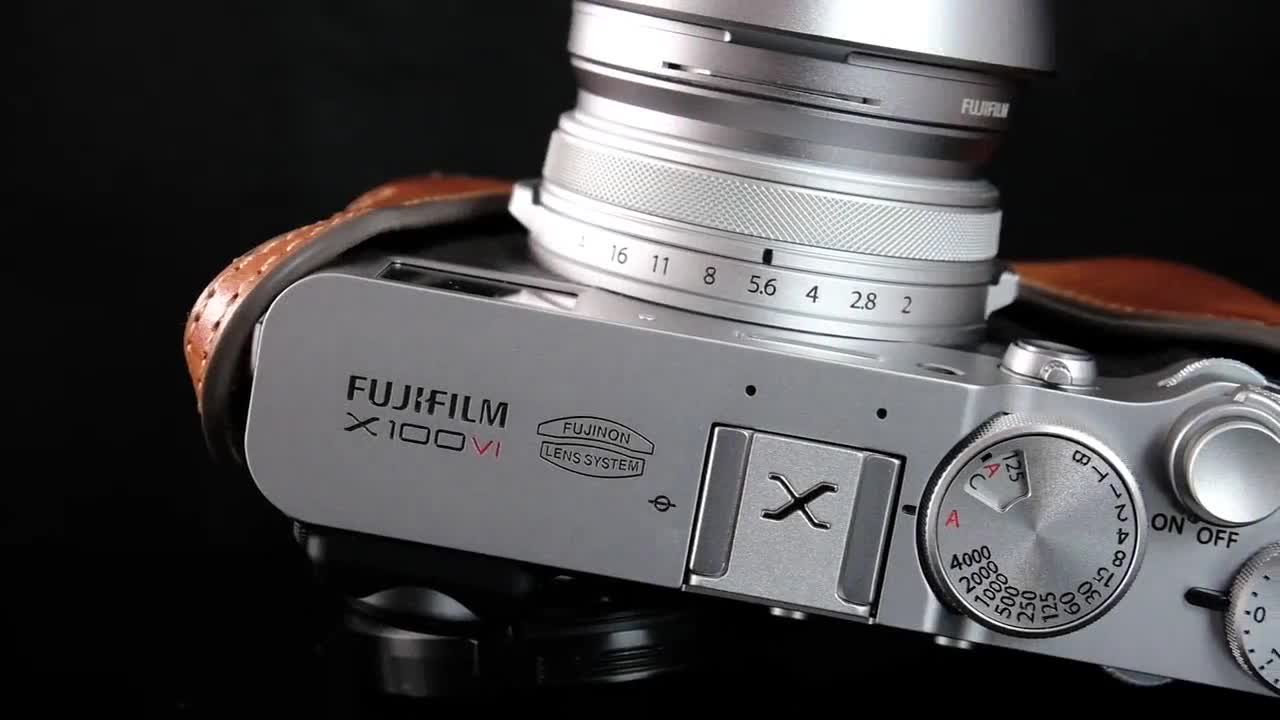 富士フイルム X100VI用 牛革カメラケース（ストラップ付き） - Etsy 日本