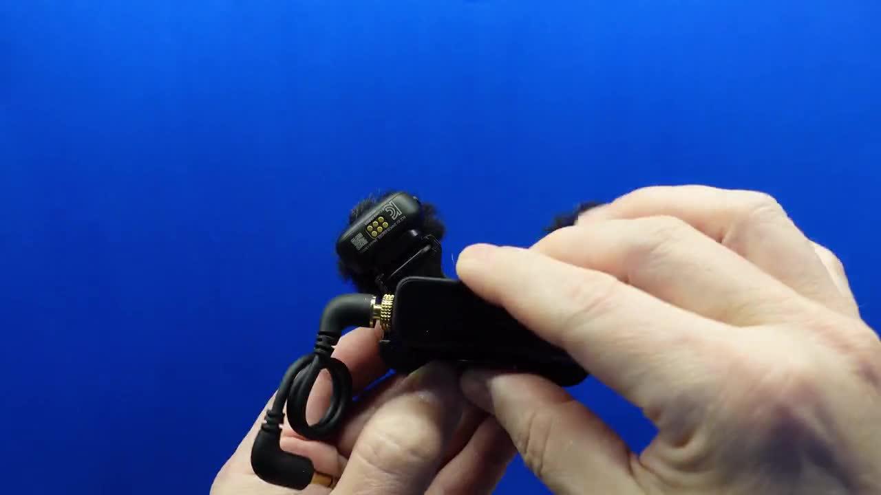 DJI Mic 3 および Mic 2 ステレオマイク用コールドシューマウント