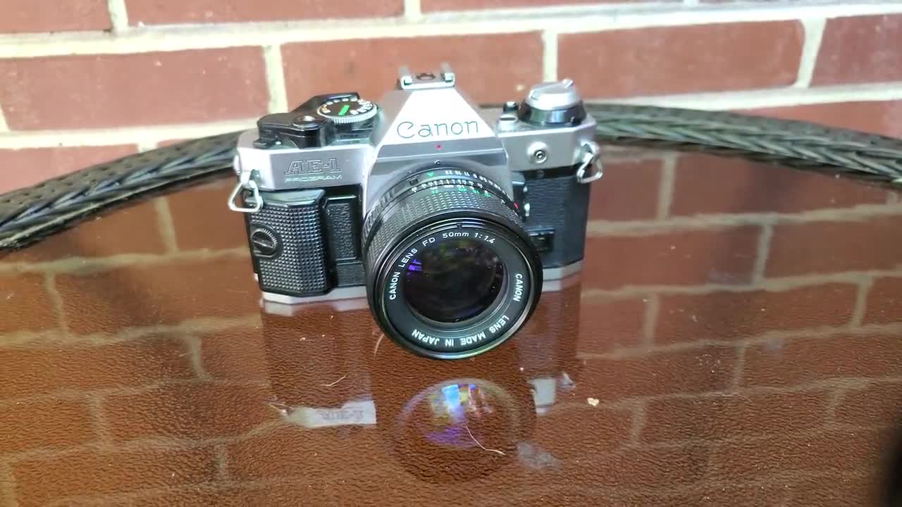 ヴィンテージ Canon AE-1 プログラム 35 mm フィルムカメラ - Etsy 日本