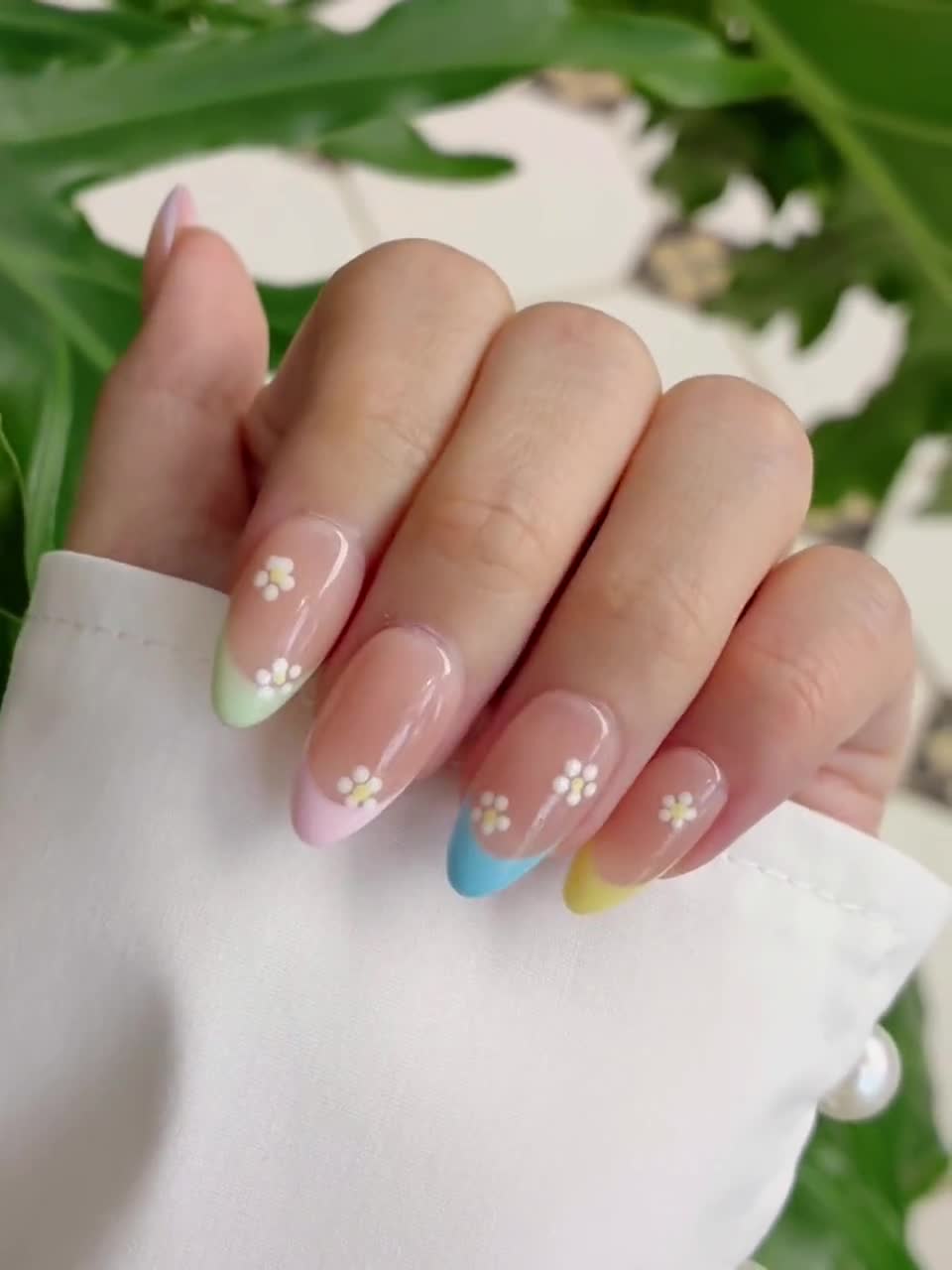 パステルフラワー フレンチ スプリング プレスオンネイル ショート