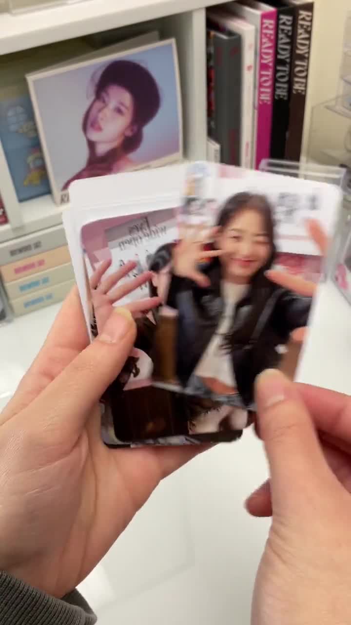 TWICE ONCE AGAIN 2023 Photocards (twice 8th Anniversary) [w