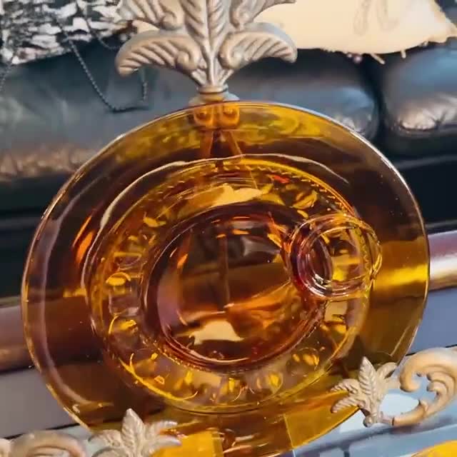 ヴィンテージ インディアナ グラス アンバー スナックセット：キングズ