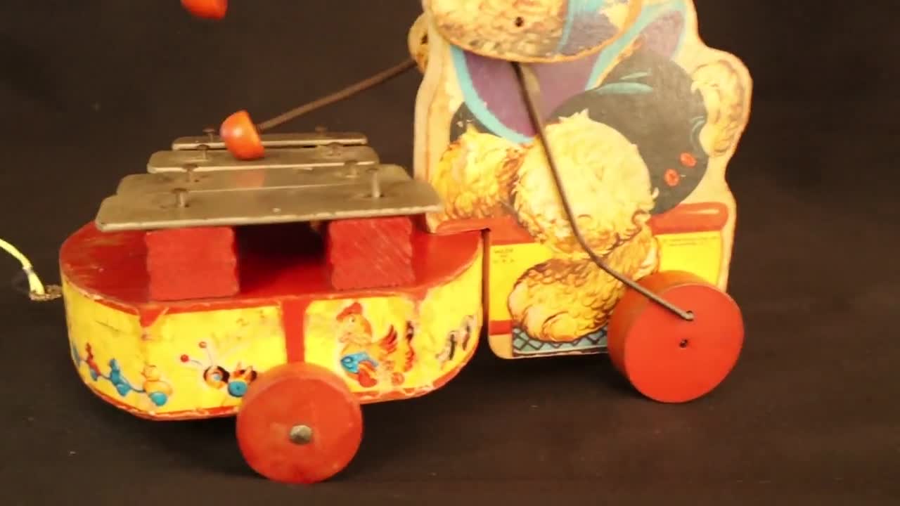Fido Zilo Dog Fisher Price, 1955 Vintage Toy Pull Dog. Xylophone