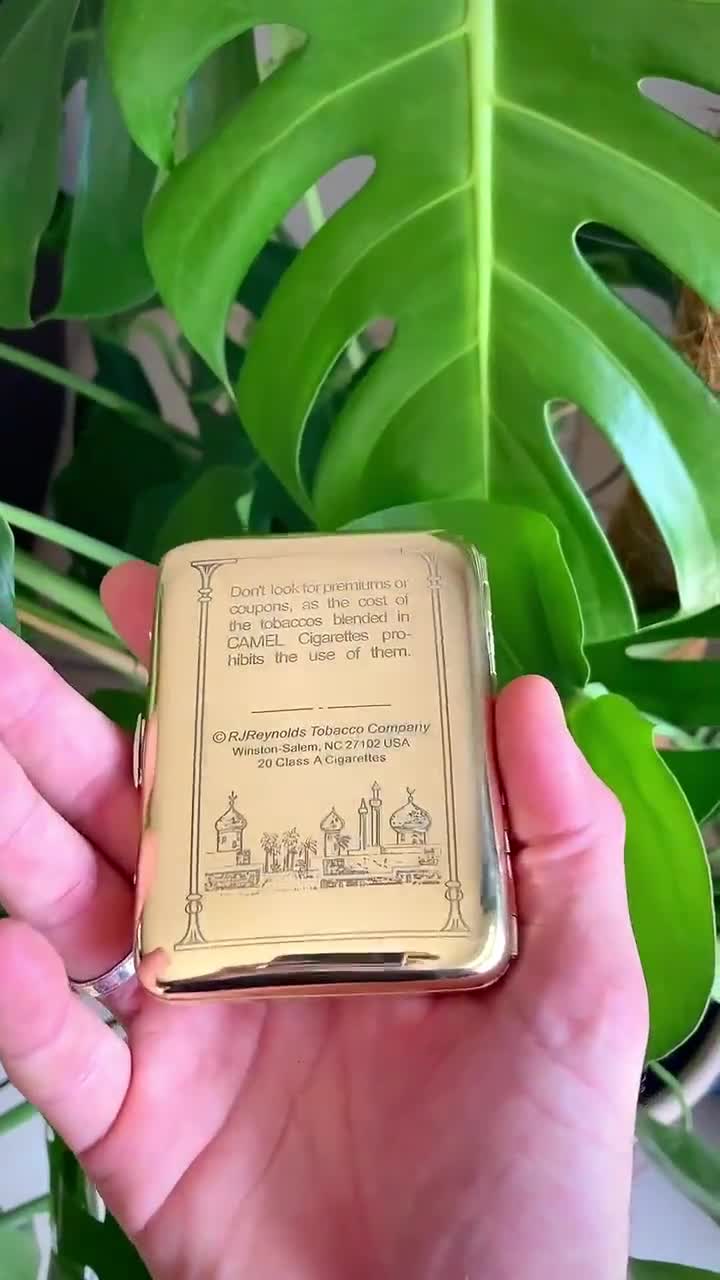 ヴィンテージ彫刻入りキャメルシガレットケース レトロマールボロ