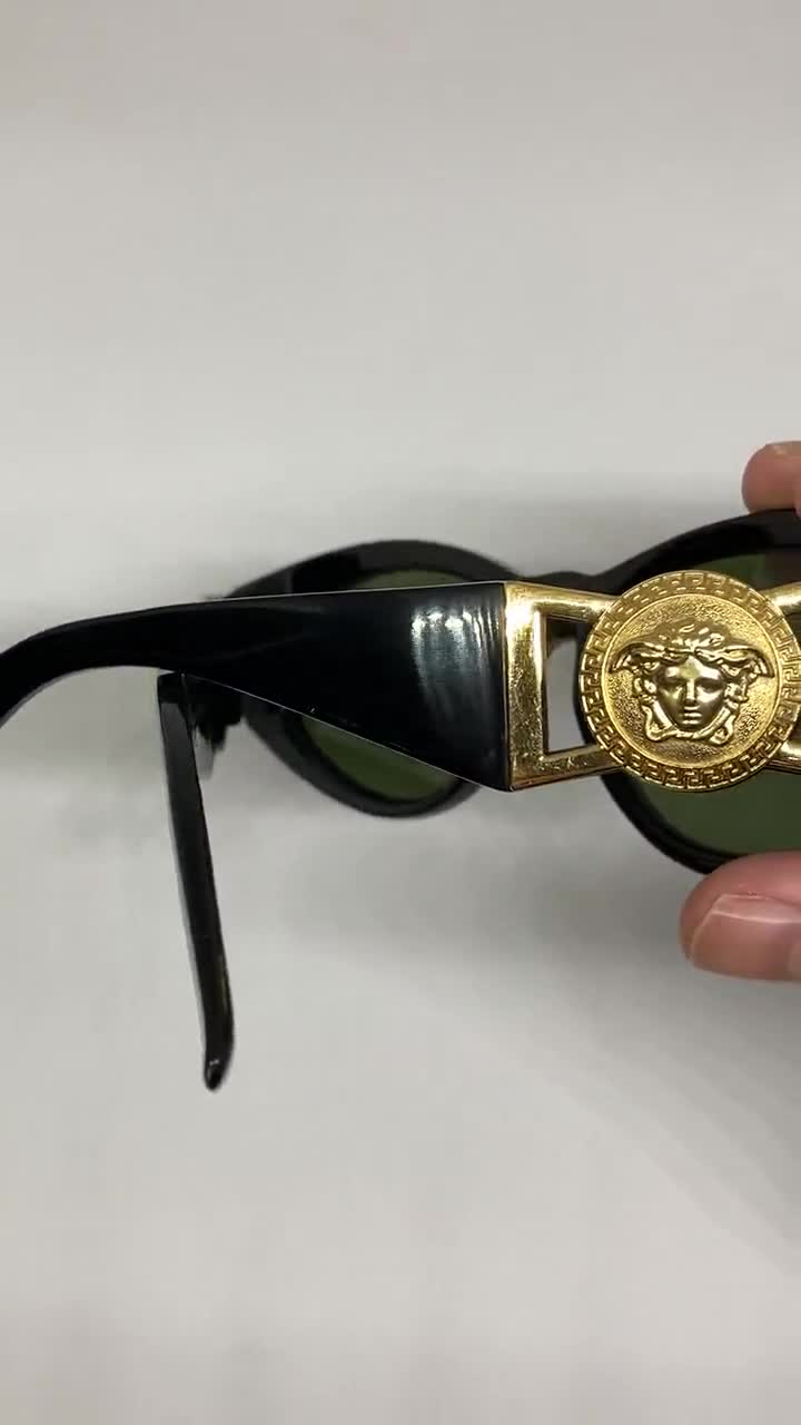 ヴィンテージ ジャンニ・ヴェルサーチ MOD.424 COL.852 BK サングラス