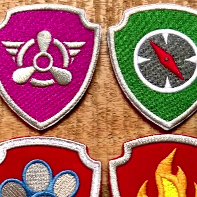 肉球シールド刺繍アイロン接着縫い付けパッチバッジDIYコスチューム