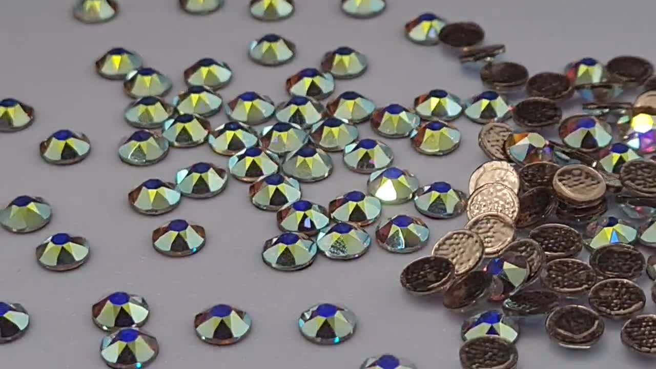 スワロフスキークリスタル 2000 / 2058 / 2088 / 2028 / 2038 / 2078