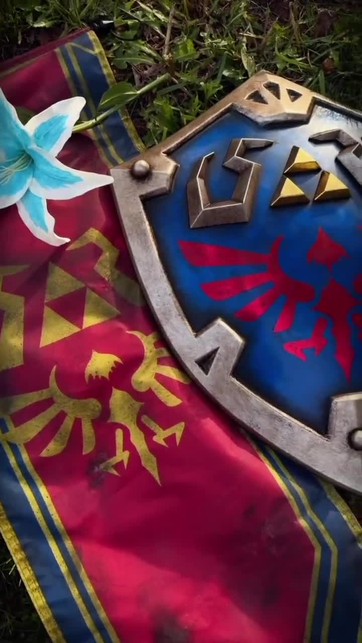 ハイリアの盾 - ゼルダの伝説等身大1:1メタルレプリカ（BOTW、TOTK