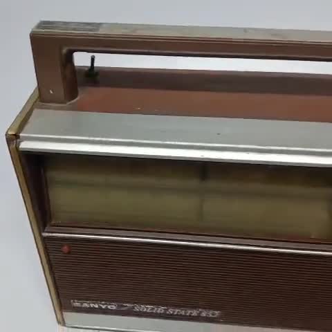 Sanyo 11XA-852 Vintage Radio Japan – Non-working Transistor