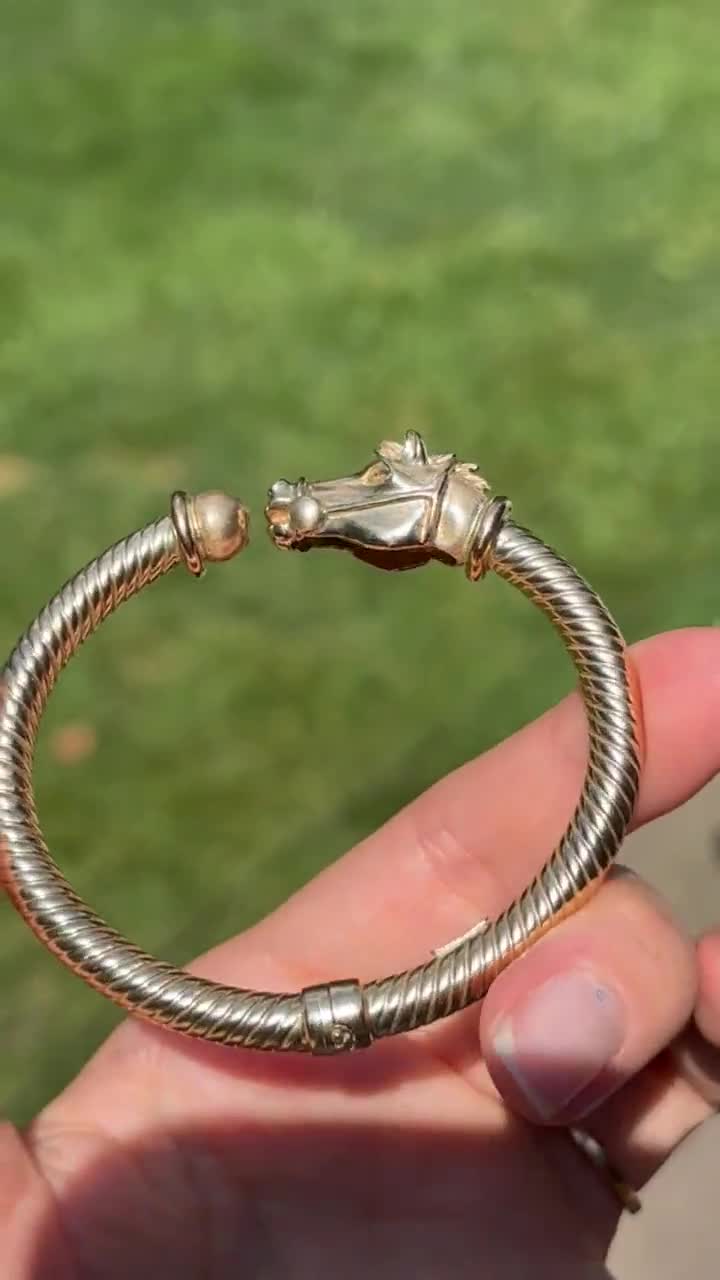 Vintage 14KT Yellow Gold Horse Head End Caps Cuff Bangle Bracelet
