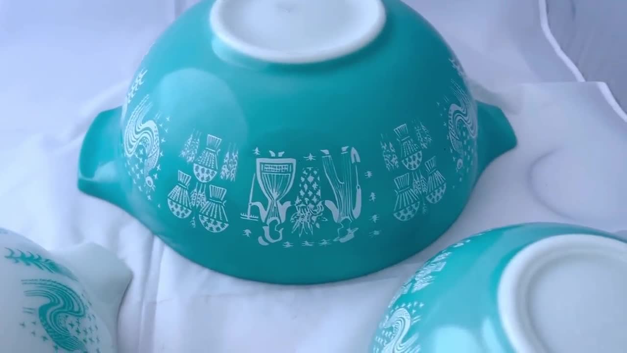 ヴィンテージ パイレックス アーミッシュ バタープリント シンデレラ