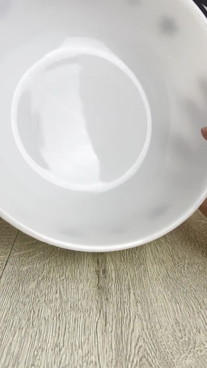 JAJ パイレックス スノーフレーク キャセロール – ミディアム ホワイト