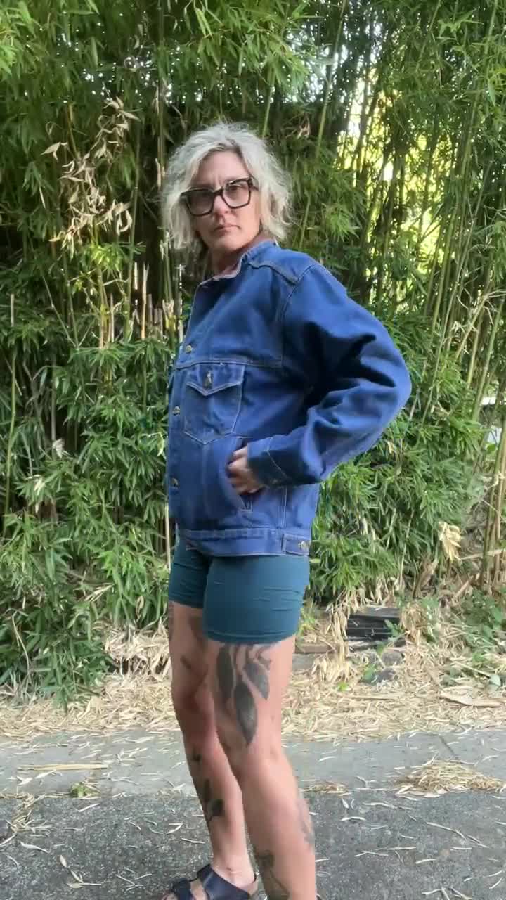 Marlboro Country Store 1980's/1990's Vintage Denim Jean Jacket