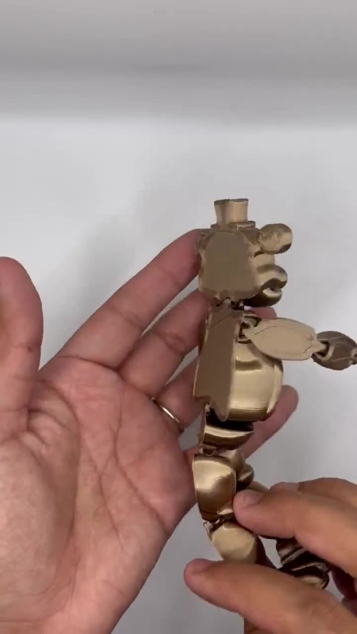 フレディ・ファズベアーまたはフレッドベア（それぞれ別売り）ファイブ
