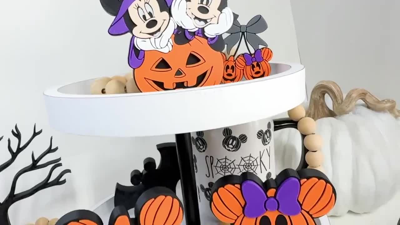ディズニーハロウィーンのティアードトレイデコレーションミッキーと