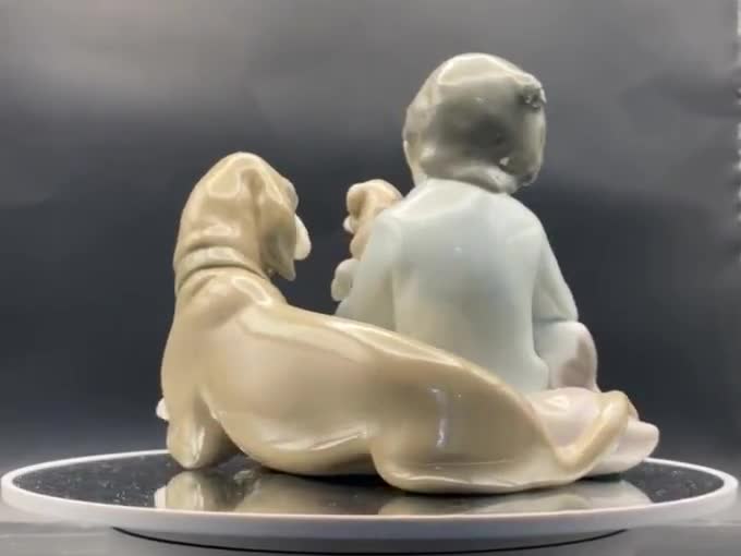 Lladro Figurine 