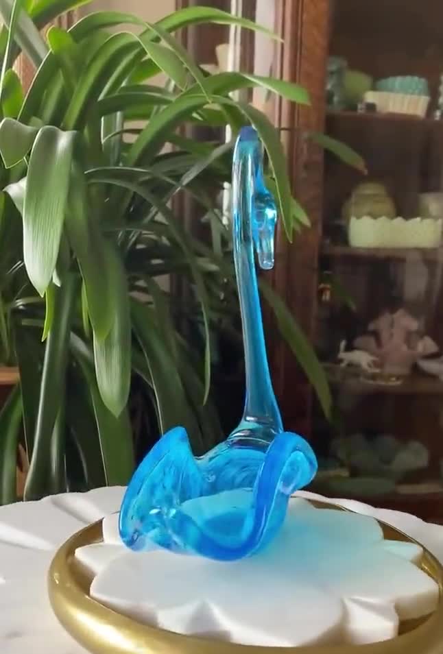 Vintage 1950's Hand Blown Glass Swan Candy Dish - MCM Decor - Etsy