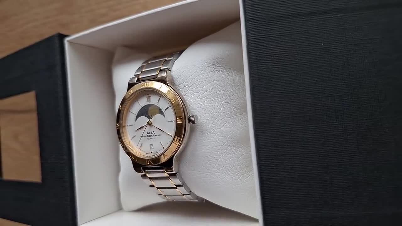 ALBA Seiko Moonphase Watch, Quartz Watch, Real Moon Phases