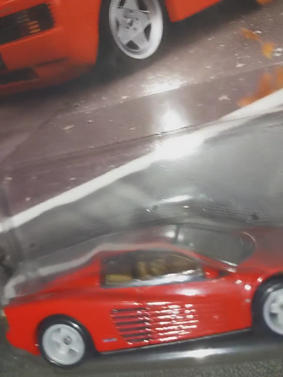 ホットウィール プレミアム フェラーリ テスタロッサ モダンクラシック