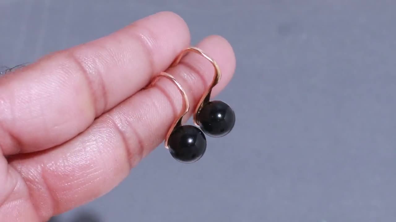 100%天然ブラックオニキスボールダングルピアス、925スターリング