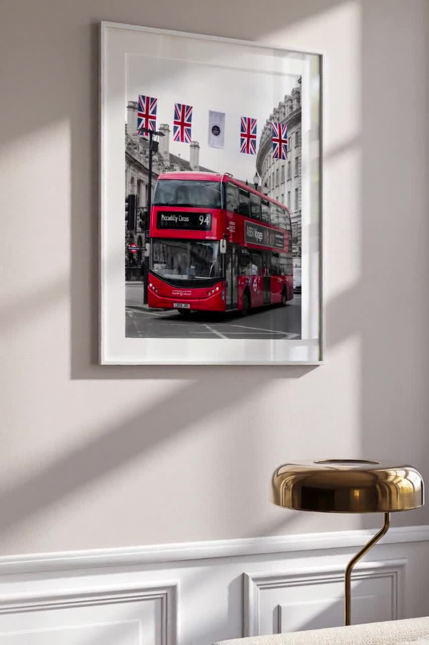 ロンドンバス、二階建てバス、ピカデリーサーカスバス、赤いバスの壁