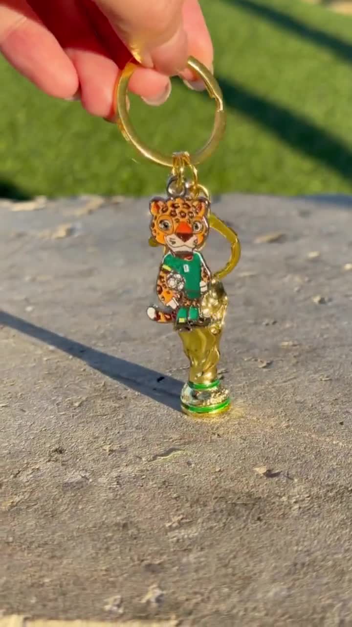 2026 World Cup Mascot Metal Keychain Sets With Trophy Mexico Zayu