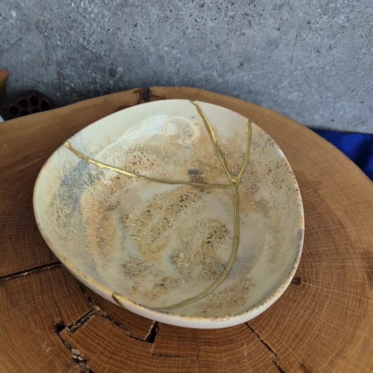手作りの金継ぎボウル：金で修復した陶芸作品 - 侘び寂びの装飾 - Etsy