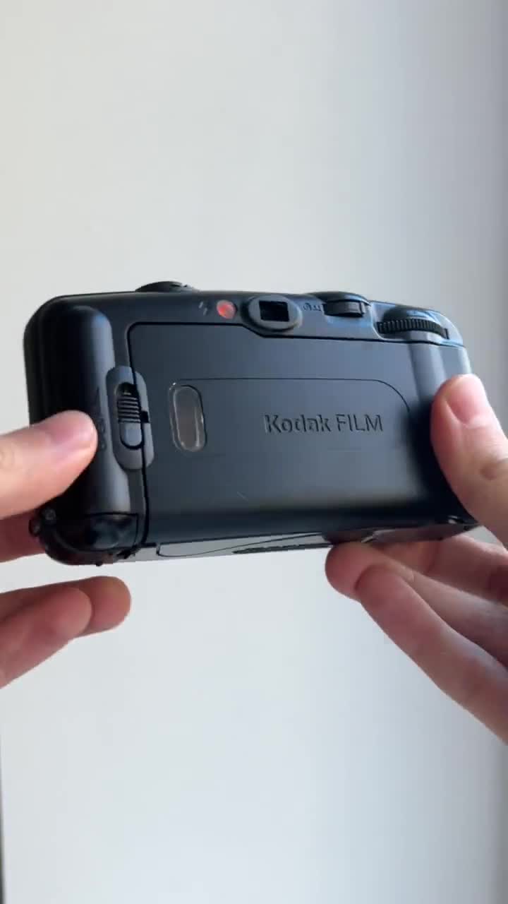 90年代ビンテージ Kodak KB-10 カメラ 35mm ポイントアンドシュート