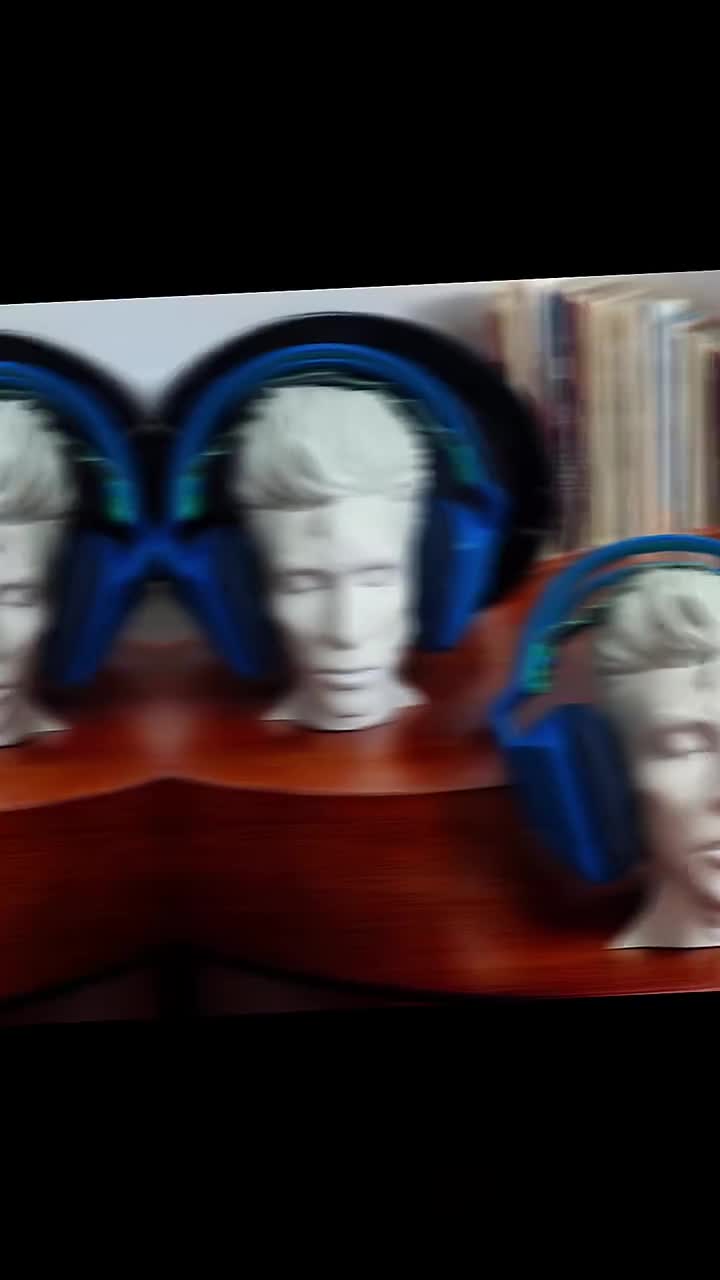 David Bowie Headphone Stand – Detailed Bust Sculpture – Matte or
