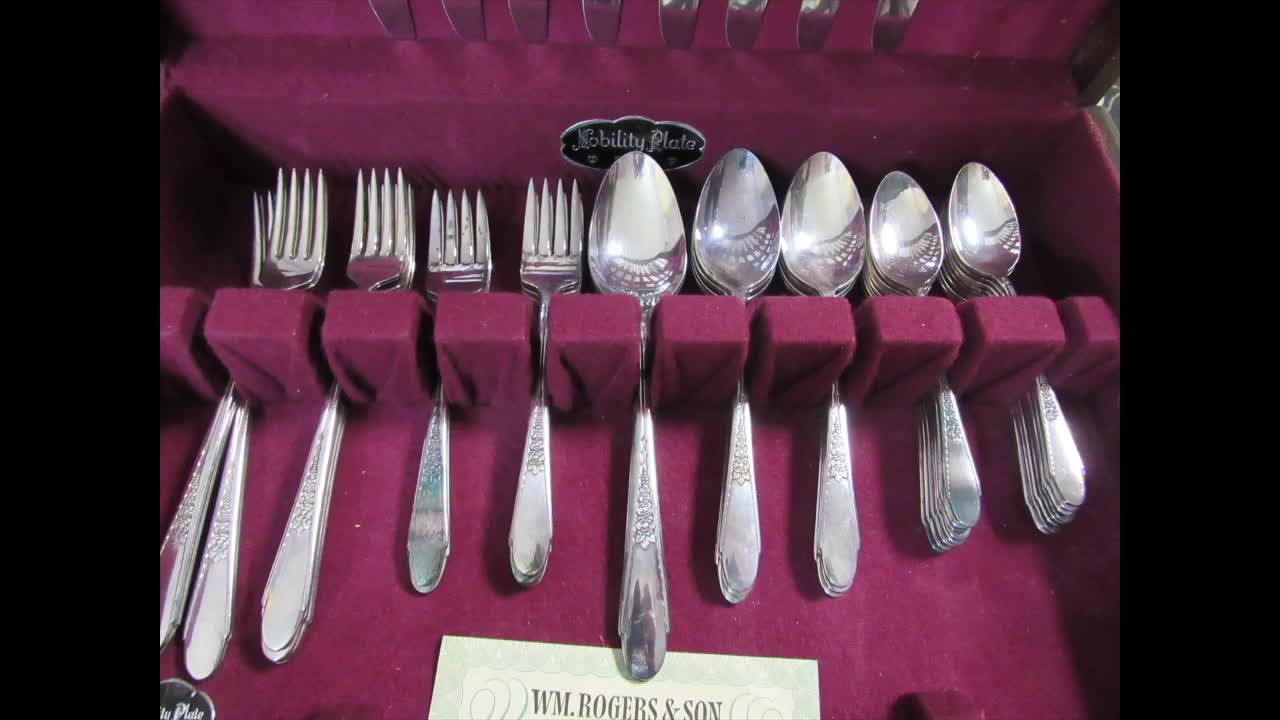Gardenia Silverplate 1941, Wm Rogers and Son by International