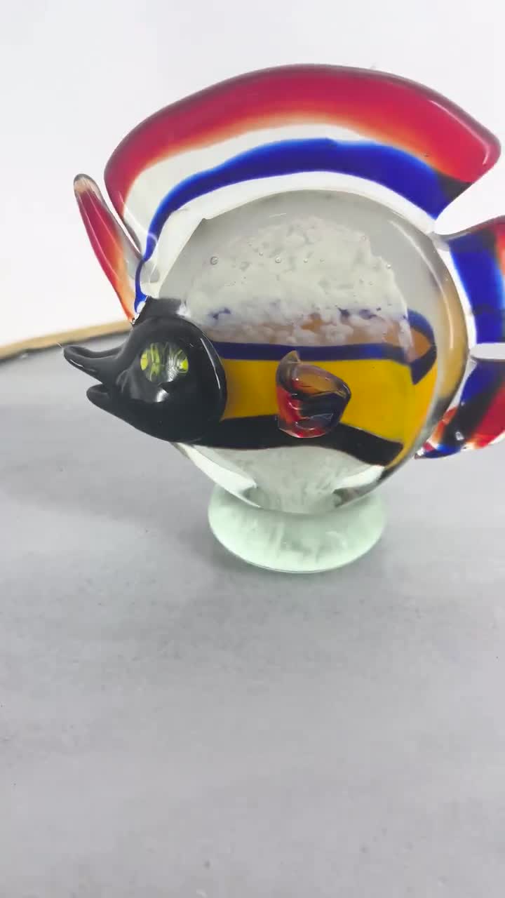 ヴィンテージガラス製魚の置物：カラフルなイタリアの芸術 - Etsy 日本