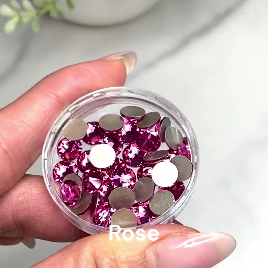 Rose (209) Swarovski 2088 XIRUS 30ss Crystal Flatback No-hotfix