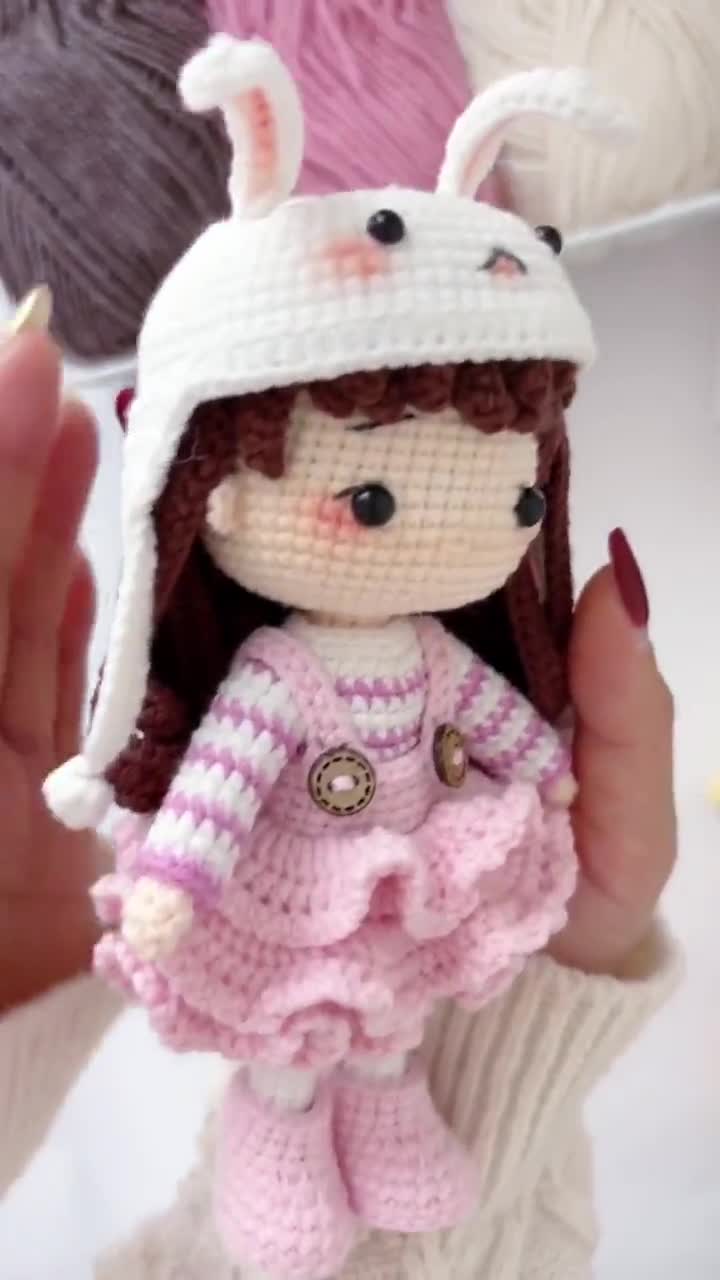 うさぎをテーマした女の子のあみぐるみ人形(ピンク) ハンドメイド うさぎ耳少女のあみぐるみ人形の編み図（PDF） - Etsy 日本