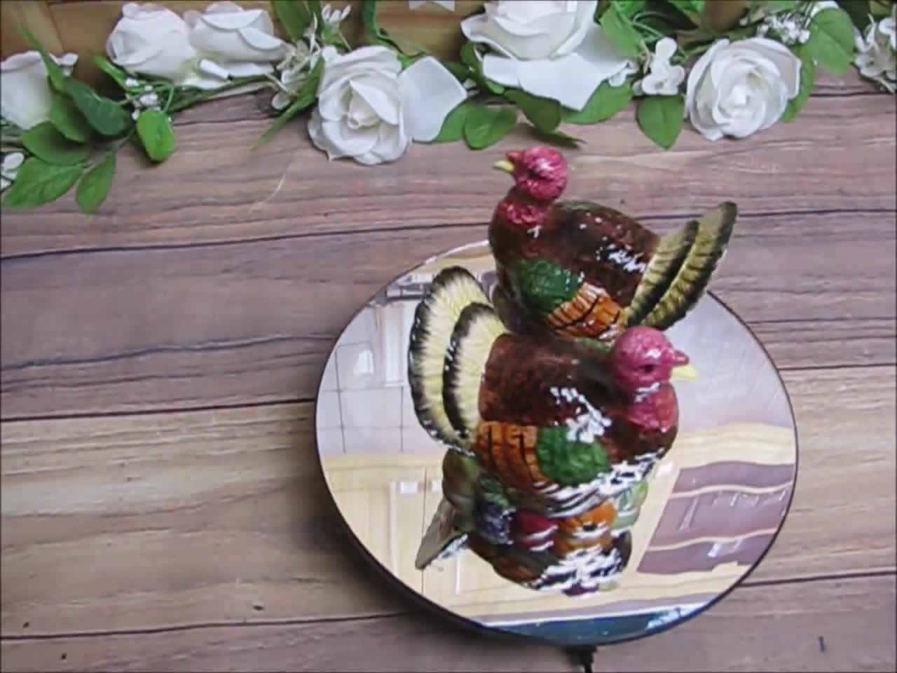 Vintage Thanksgiving Turkey Salt and Pepper Shakers-1997 Y.h.-many