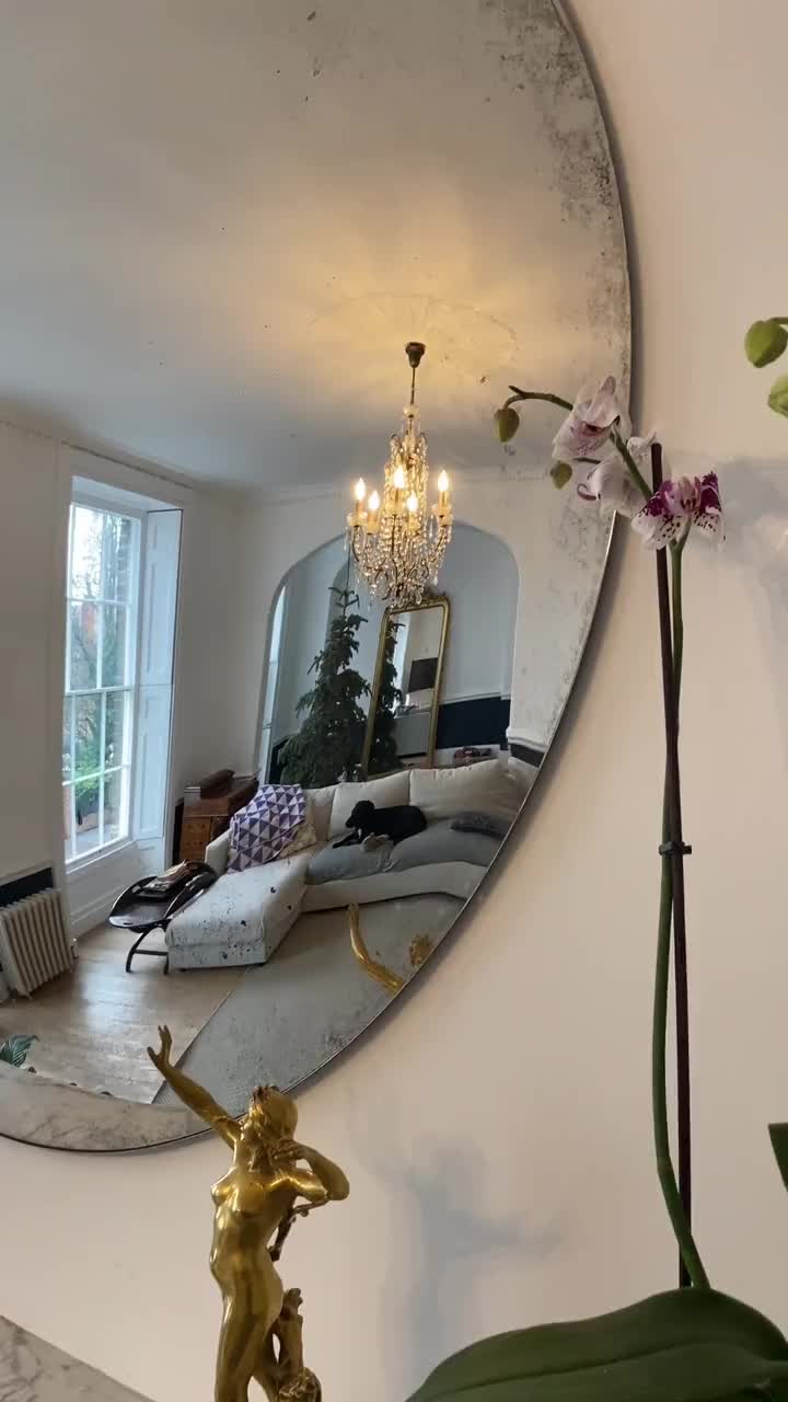 Large Antiqued Convex Wall Mirror – Ferrara Foxed Glass (47