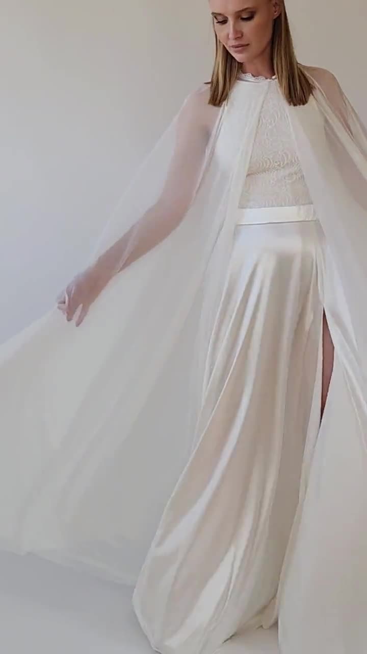 シフォンメッシュ アイボリー ケープ トレーン付き #4071 - Etsy 日本
