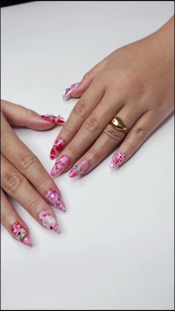 Kiss Me XO Pink Press-on Nails With Pearls, Bows & 3D Charms